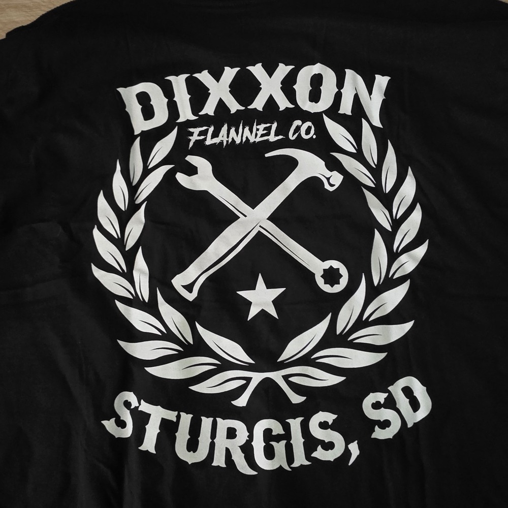 Dixxon Flannel Co Sketchy White Crest S/S Black T Shirt. New In Plastic 2XL - Picture 2 of 3